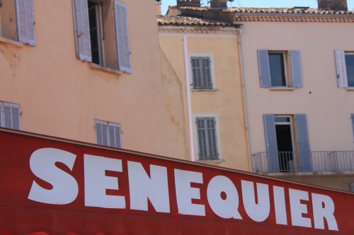 sénéquier,petit déjeuner chez sénéquier,tarte tropézienne sénéquier,saint tropez,bonnes adresses à st tropez,vacances,que faire à st tropez,shopping à st tropez,hipanema,bracelet hipanema,rondini,rondini st tropez,k jacques,k jacques st tropez,dior des lices,restaurant dior des lices,yannick alléno,make up for ever,make up for ever st tropez,place des lices,place des lices st tropez,citadelle st tropez,brasserie des arts st tropez