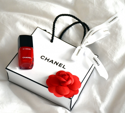 blog mode,roseanna,top guipure galvin roseanna,vernis rouge puissant chanel,clarins