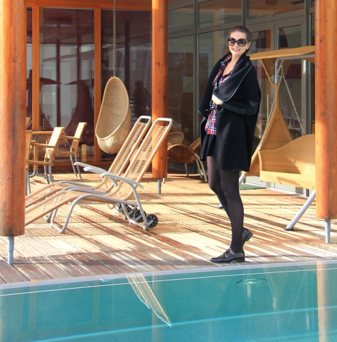 blog mode,blog voyage,anne thomas,maje,gilet kevin maje,zara,chemise carreaux zara,isabel marant,yves saint laurent,yves saint laurent sunglasses,mac,russian red mac,la clairière,hôtel la clairière,tempting places,designer seven