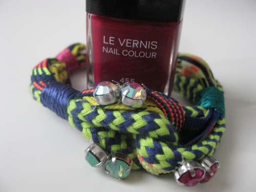 bimba & lola,pulsera rainbow,pulsera rainbow bimba & lola,wellies,hunter,hunter wellies,hunter wellies original gloss short,bottes de pluie,april may,sandro,mode,bon plan mode,paris,shopping,isabel marant,vernis à ongles,vernis à ongles chanel,chanel,vernis lotus rouge chanel,vernis lotus rouge 455 chanel