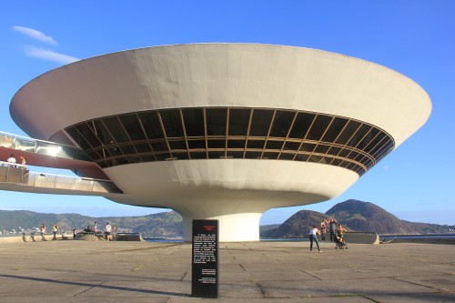 cidade maravilhosa,santa teresa,rio de janeiro,lapa,où se loger à rio,voyage,blog de voyages,brésil,casa de gente,casa de gente rio de janeiro,ipanema,copacabana,cristo redentor,museu de belas artes rio,modigliani imagens de uma vida,os ximenes lapa,catedral metropolitana rio,biblioteca publica rio,confeitaria colombo rio,theatro municipal,tijuca,os ximenes rio,corcovado,pan de azucar,pao de azucar,niteroi,copacabana palace,fasano rio de janeiro,museu de arte contemporânea de niterói — mac,bar astor,bar astor rio de janeiro,rio dans les pas de tasha de vasconcelos figaro madame