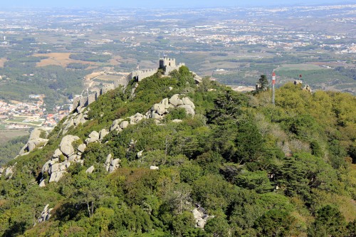 hermes,carré tigre du bengale hermes,airbnb,bairro alto,voyage,blog voyage,lisbonne,week end à lisbonne,bonnes adresses à lisbonne,portugal,sintra,unique allure,k jacques,caravelle k jacques,comptoir des cotonniers,blog mode,belem,pasteis de belem,palais national de pena,palais de pena sintra,palacio de pena sintra,palacio de pena,castelo da pena