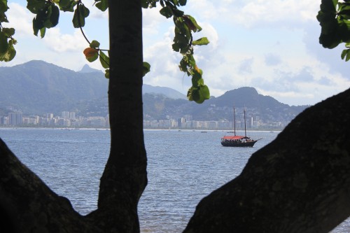 cidade maravilhosa,santa teresa,rio de janeiro,lapa,où se loger à rio,voyage,blog de voyages,brésil,casa de gente,casa de gente rio de janeiro,ipanema,copacabana,cristo redentor,museu de belas artes rio,modigliani imagens de uma vida,os ximenes lapa,catedral metropolitana rio,biblioteca publica rio,confeitaria colombo rio,theatro municipal,tijuca,os ximenes rio,corcovado,pan de azucar,pao de azucar,niteroi,copacabana palace,fasano rio de janeiro,museu de arte contemporânea de niterói — mac,bar astor,bar astor rio de janeiro,rio dans les pas de tasha de vasconcelos figaro madame