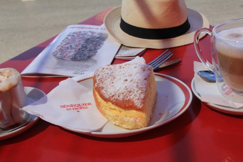 sénéquier,petit déjeuner chez sénéquier,tarte tropézienne sénéquier,saint tropez,bonnes adresses à st tropez,vacances,que faire à st tropez,shopping à st tropez,hipanema,bracelet hipanema,rondini,rondini st tropez,k jacques,k jacques st tropez,dior des lices,restaurant dior des lices,yannick alléno,make up for ever,make up for ever st tropez,place des lices,place des lices st tropez,citadelle st tropez,brasserie des arts st tropez