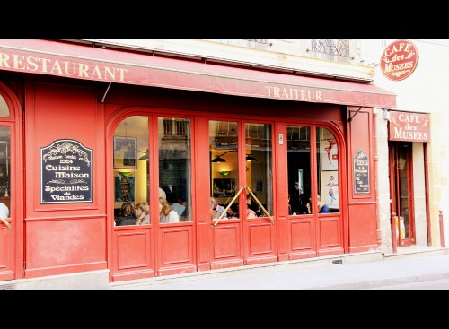 café des musées,café des musées paris,paris,restaurant dans le marais