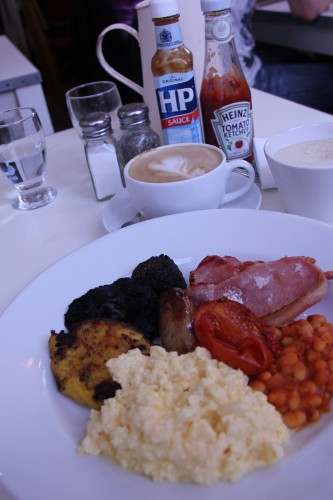 londres,london,english breakfast,albion,albion caffe,albion shoreditch,http:melaniecrete.tumblr.com,shoreditch house,london trip