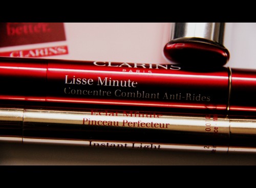 clarins,éclat minute embellisseur teint clarins,instant light complexion perfector clarins,lisse minute concentré comblant anti rides clarins,instant smooth line correcting concentrate clarins,éclat minute pinceau perfecteur clarins,instant light brush on perfector clarins,clarins make up,blog beauté,maquillage clarins,test maquillage clarins